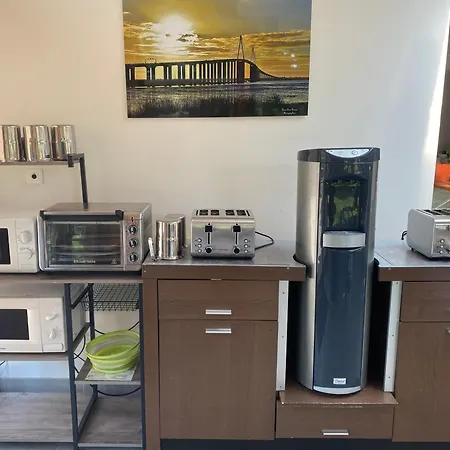 La Brise De Bed and Breakfast