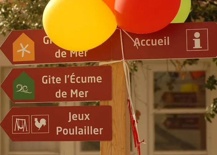 La Brise De Panzió Saint-Michel-Chef-Chef